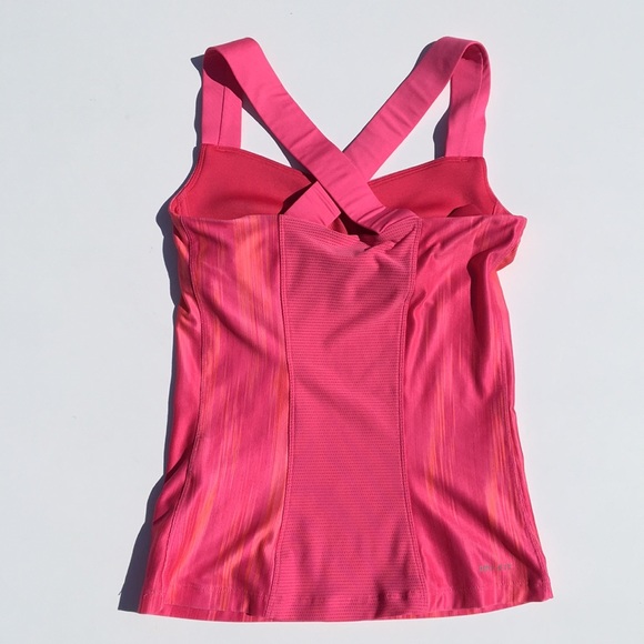 Nike workout tank - Picture 3 of 7